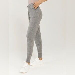 Something Navy Nellie Cashmere Joggers in Grey Donegal Size L